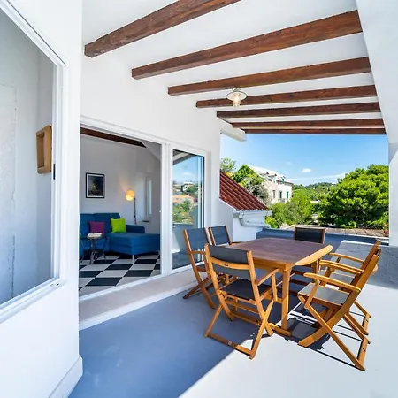 Holiday home Heritage House Captain Bepo's Court Sumartin